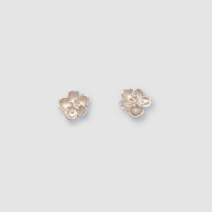 Almond blossom petite ear stud 7mm